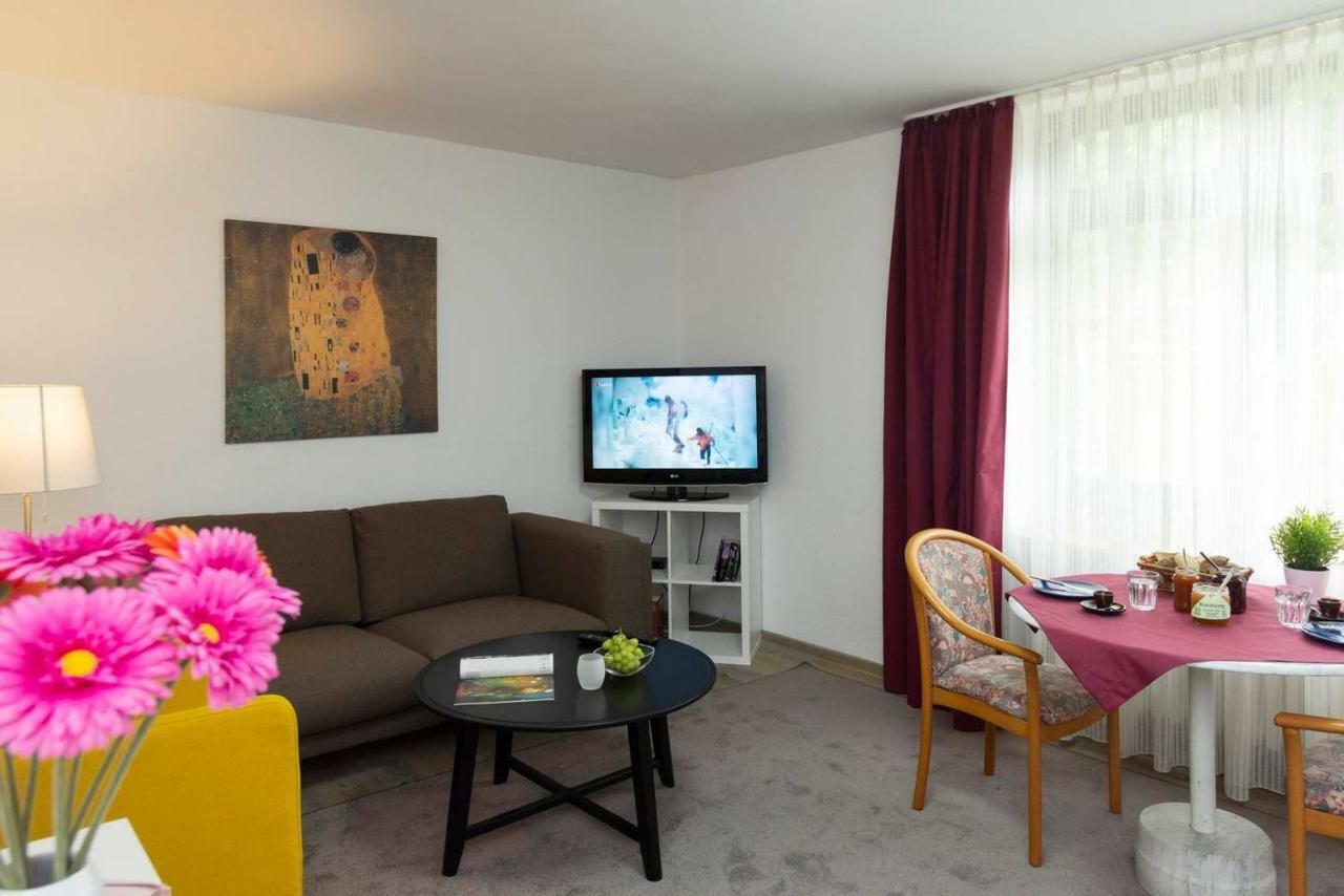 Parkblick Appartement - Entspannung Pur! Ober-Hambach Eksteriør billede